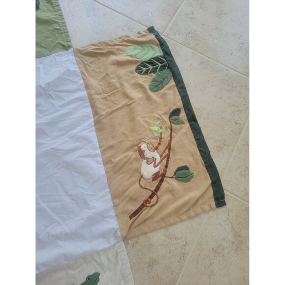 Kidsline Zanzibar Jungle Animal Nursery Decor - Picture 4 of 8